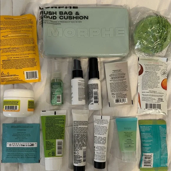 Hair Care Kit & Bag NWT - Picture 2 of 2